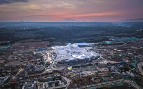 亿海智投 我国西部在建规模最大高铁站——西安东站站房主体结构完工