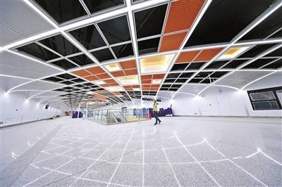 领牛策略 图片新闻｜地铁新线“跑图”